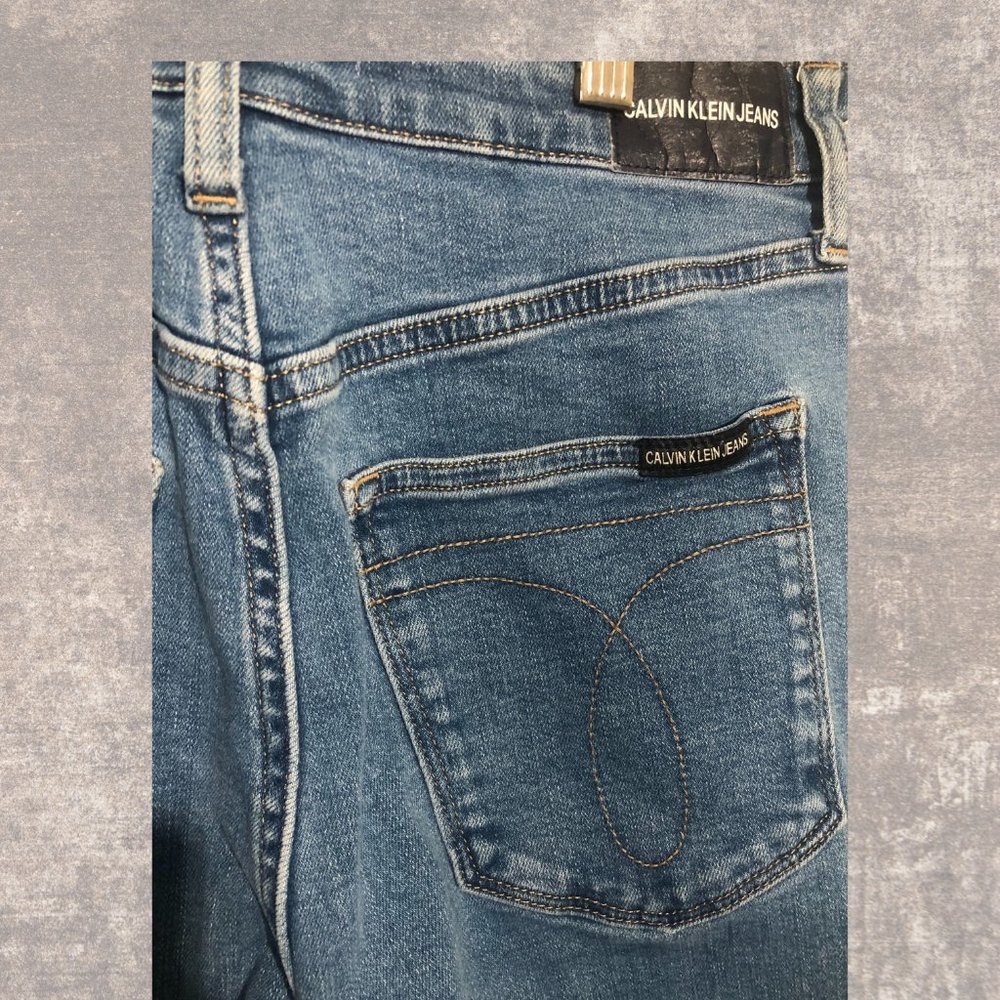 Calvin Klein High Rise Straight Jeans